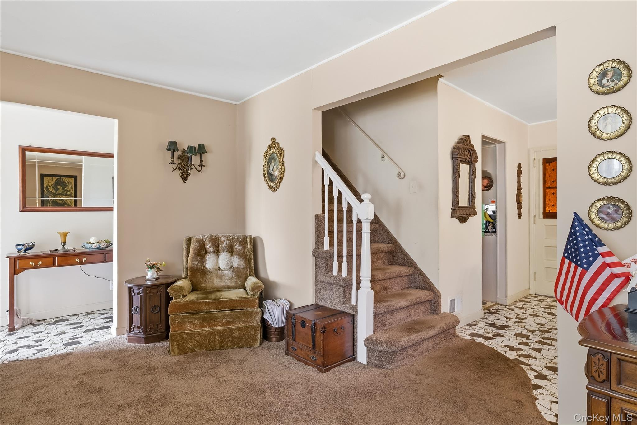 Seaford, New York, 11783, United States, 3 Bedrooms Bedrooms, ,2 BathroomsBathrooms,Residential,For Sale,2048212