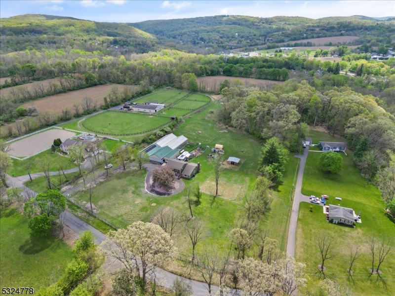 Lebanon Twp., New Jersey, 08827, United States, 4 Bedrooms Bedrooms, ,3 BathroomsBathrooms,Residential,For Sale,1847563