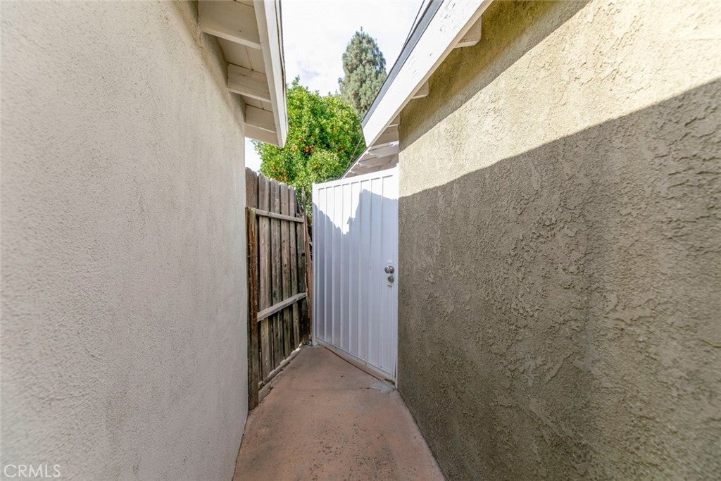 Granada Hills, California, 91344, United States, 3 Bedrooms Bedrooms, ,2 BathroomsBathrooms,Residential,For Sale,1940925