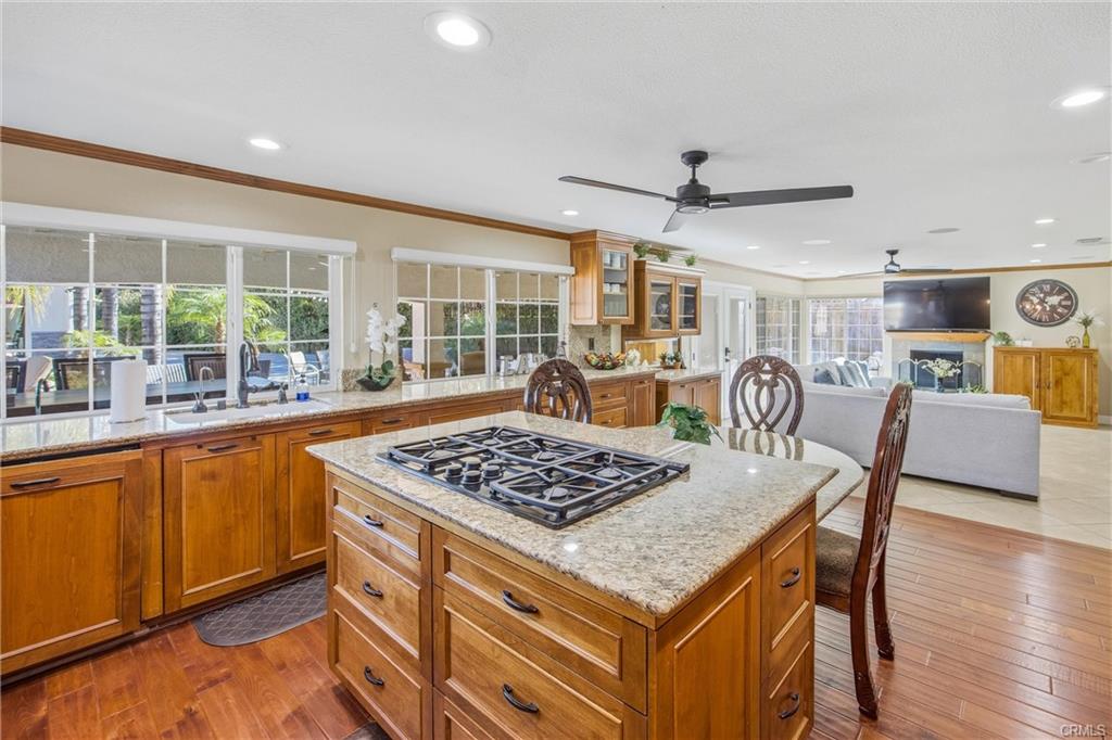 Redlands, California, 92373, United States, 5 Bedrooms Bedrooms, ,5 BathroomsBathrooms,Residential,For Sale,2012094