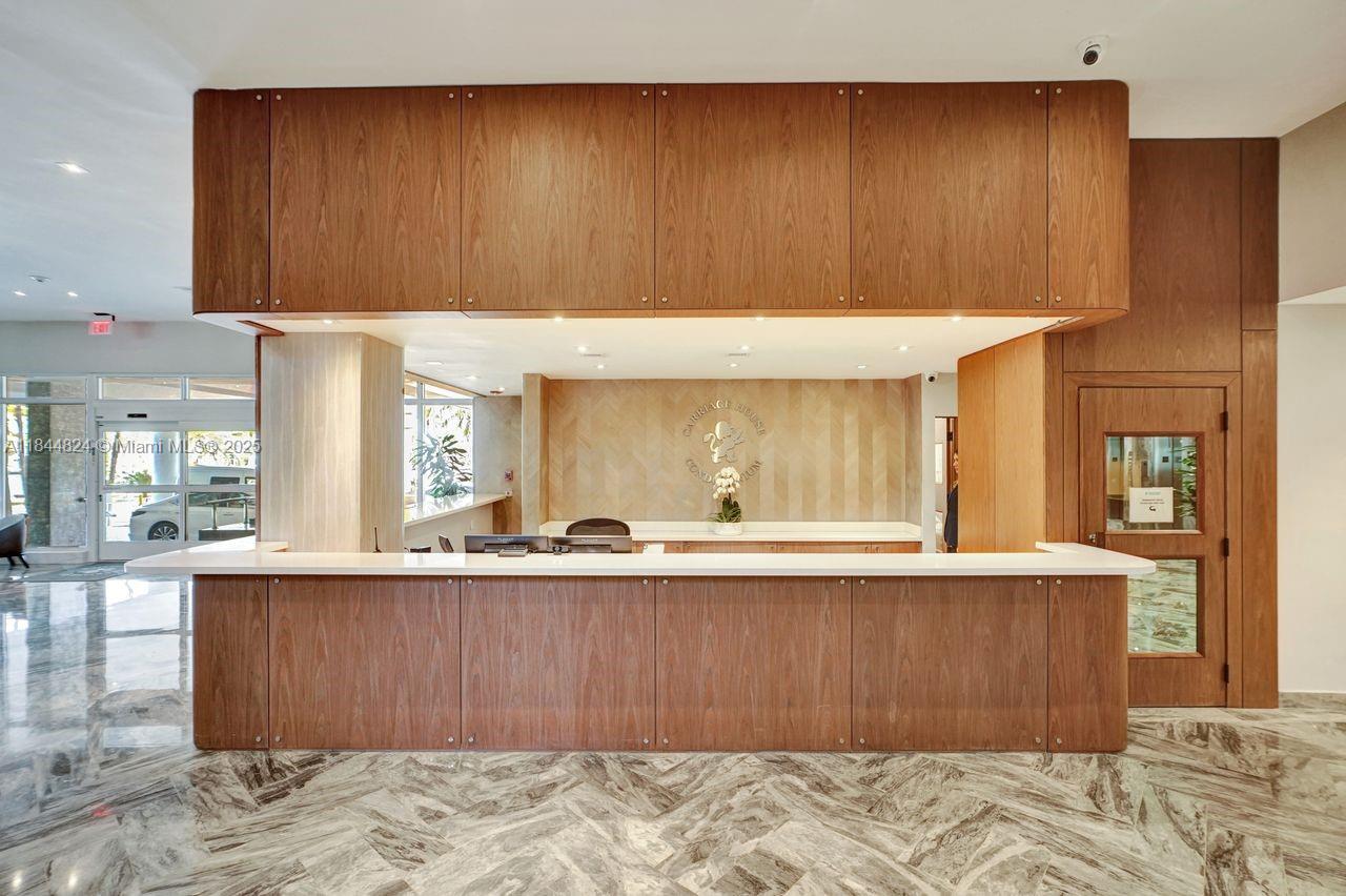Miami Beach, Florida, 33140, United States, 2 Bedrooms Bedrooms, ,2 BathroomsBathrooms,Residential,For Sale,1907314