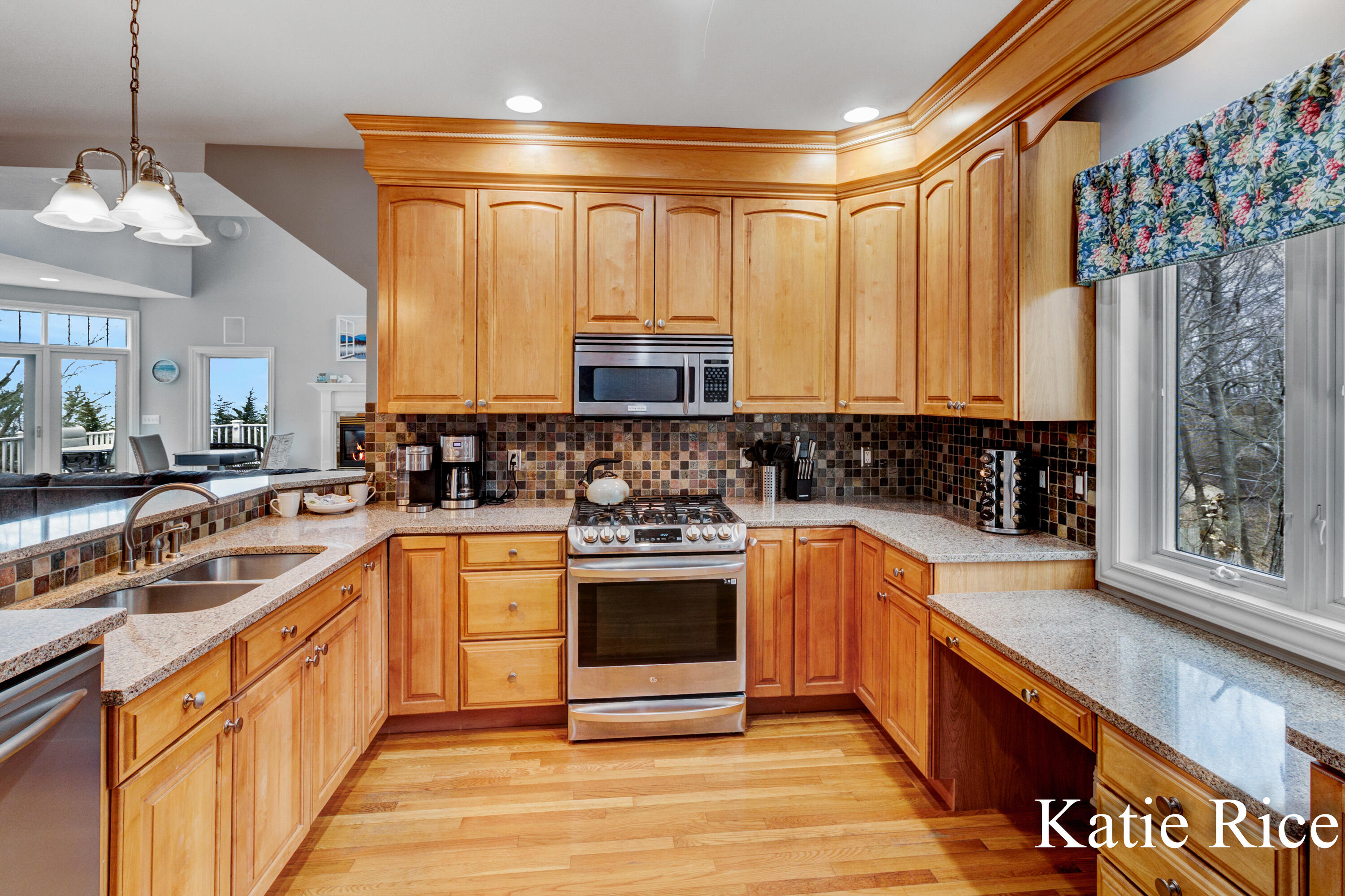 Whitehall, Michigan, 49461, United States, 4 Bedrooms Bedrooms, ,4 BathroomsBathrooms,Residential,For Sale,1779471