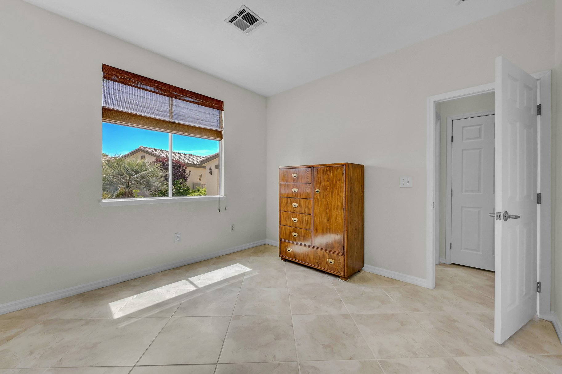  New to Market - 物件實景