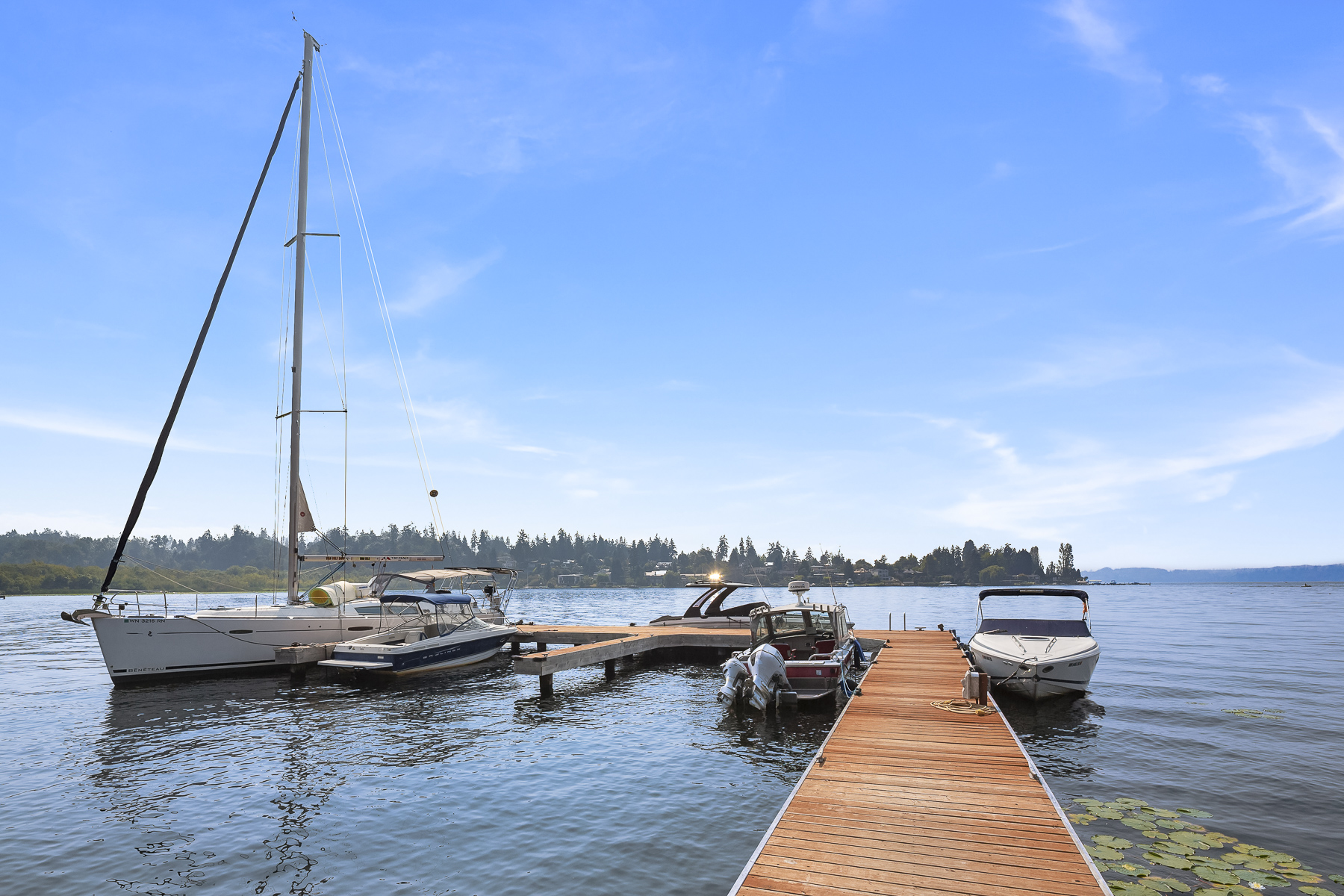  4561 Lake Washington Boulevard Northeast, Kirkland, WA 98033 - 物件實景