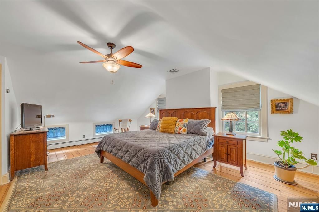 Park Ridge, New Jersey, 07656, United States, 4 Bedrooms Bedrooms, ,3 BathroomsBathrooms,Residential,For Sale,1927365