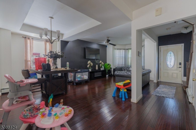 East Orange City, New Jersey, 07017-1719, United States, 4 Bedrooms Bedrooms, ,3 BathroomsBathrooms,Residential,For Sale,1978198