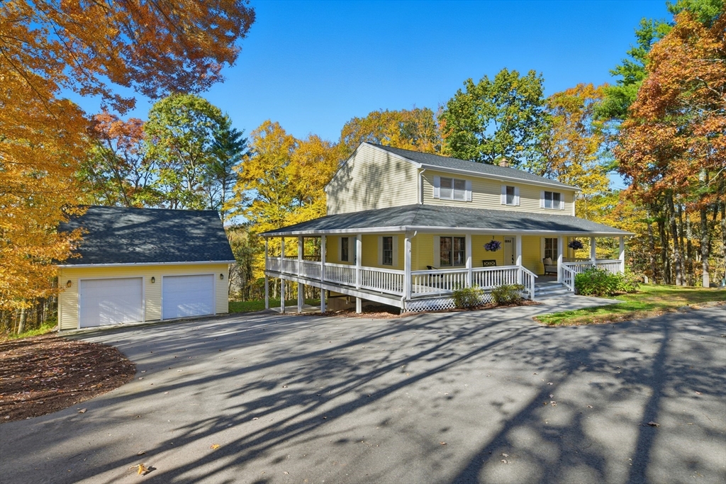 Monson, Massachusetts, 01057, United States, 4 Bedrooms Bedrooms, ,3 BathroomsBathrooms,Residential,For Sale,1969322