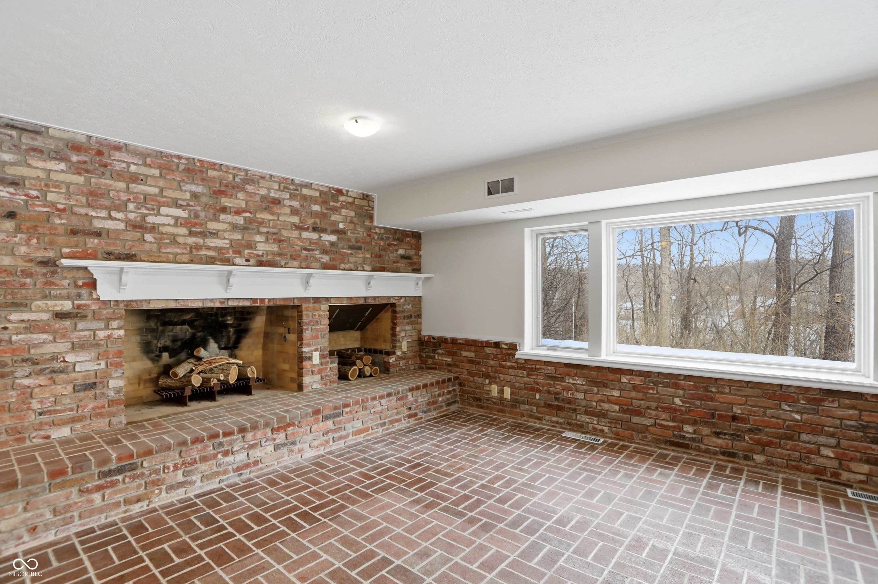 Indianapolis, Indiana, 46256, United States, 6 Bedrooms Bedrooms, ,10 BathroomsBathrooms,Residential,For Sale,2016946