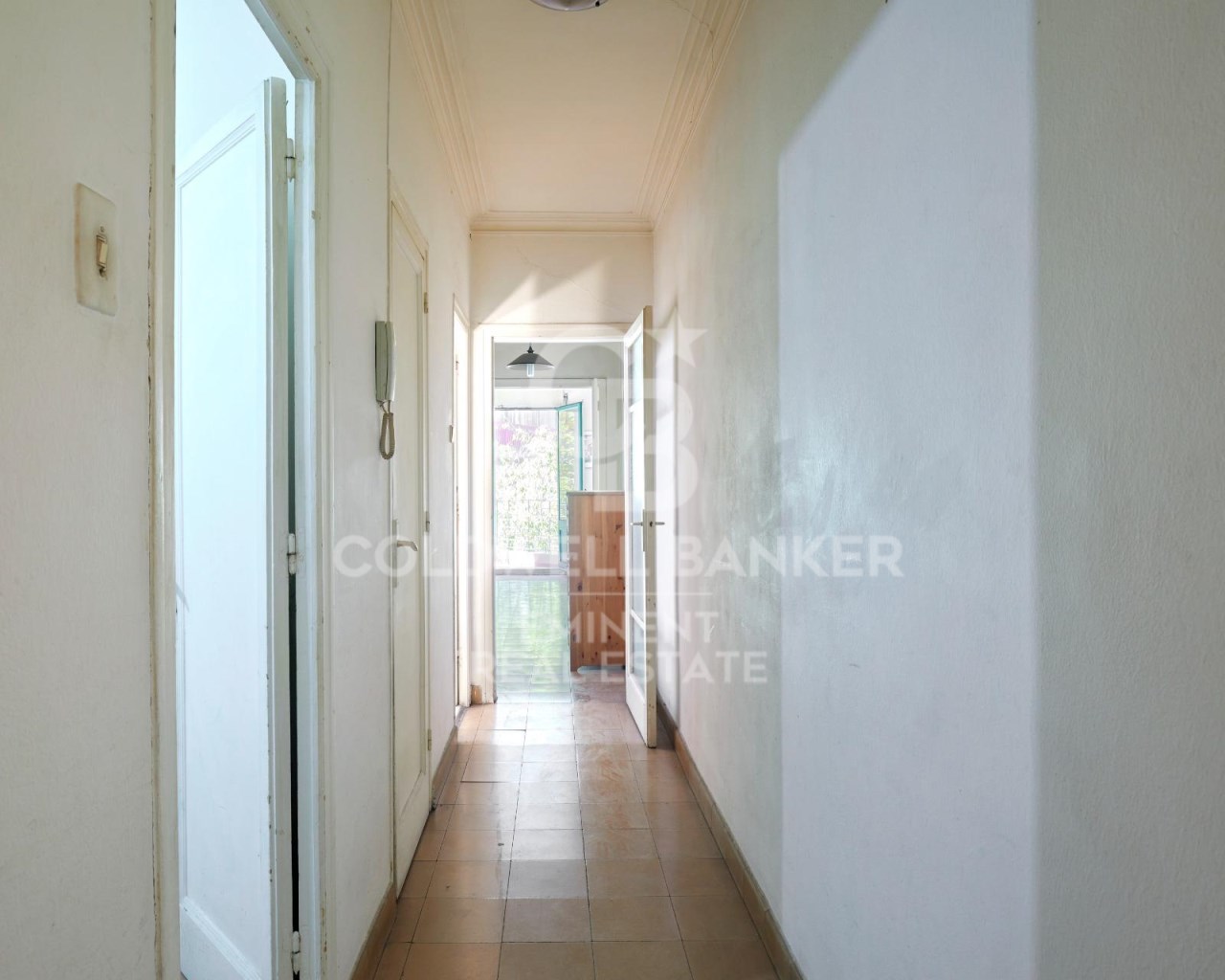 Barcelona, Catalonia, ES, 5 Bedrooms Bedrooms, ,2 BathroomsBathrooms,Residential,For Sale,1784996