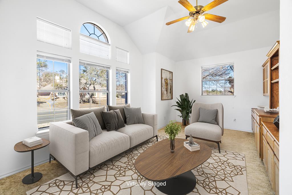 Kerrville, Texas, 78028, United States, 3 Bedrooms Bedrooms, ,3 BathroomsBathrooms,Residential,For Sale,1983005