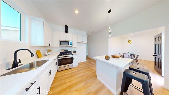 Compton, California, 90222, United States, 3 Bedrooms Bedrooms, ,2 BathroomsBathrooms,Residential,For Sale,1923230