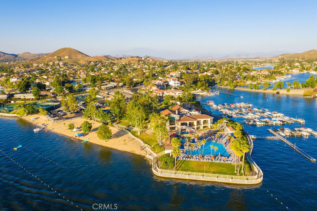 Canyon Lake, California, 92587, United States, 3 Bedrooms Bedrooms, ,2 BathroomsBathrooms,Residential,For Sale,1888203