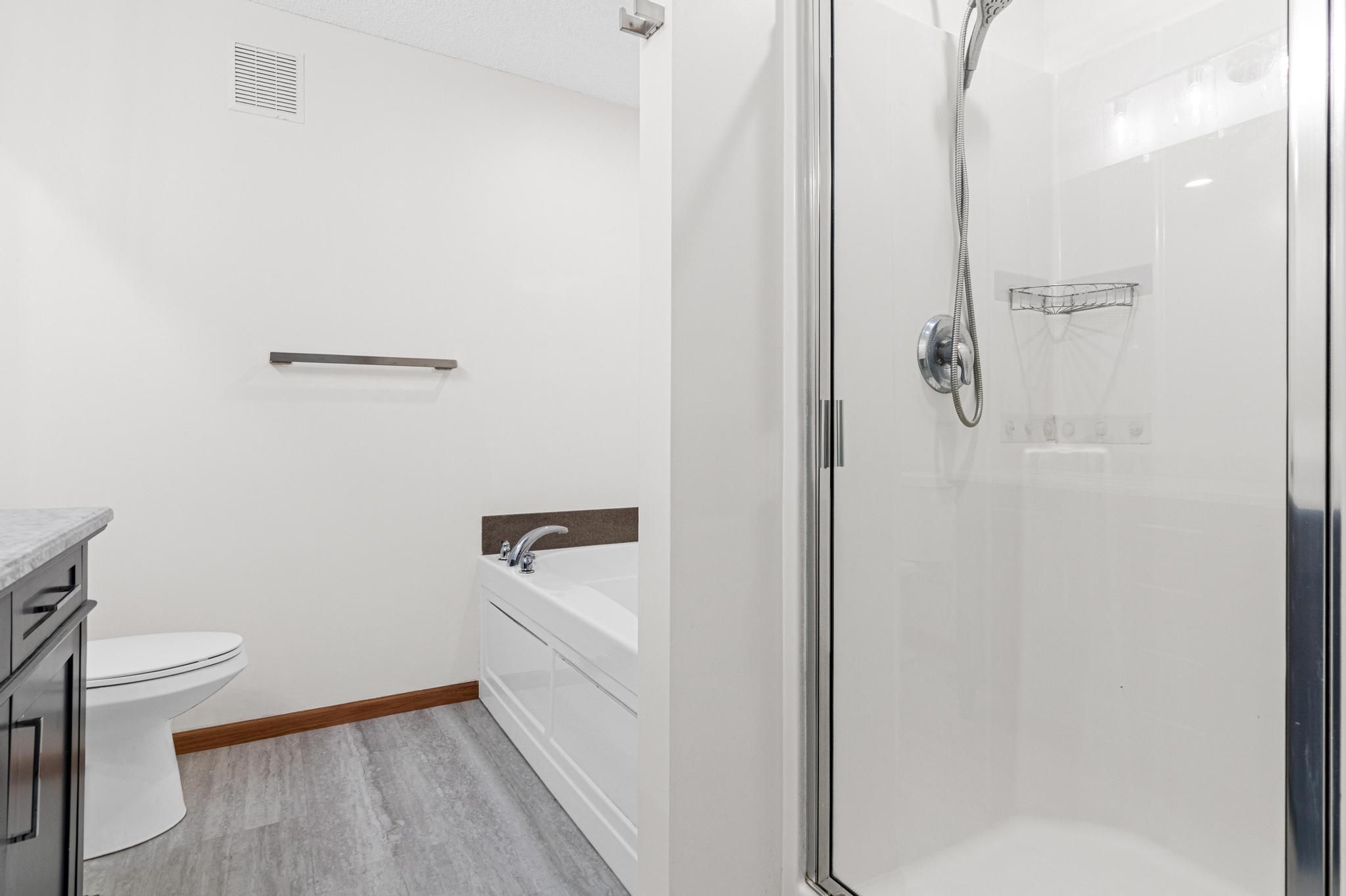 Beautifully Updated Living Near Downtown Robbinsdale - 物件實景