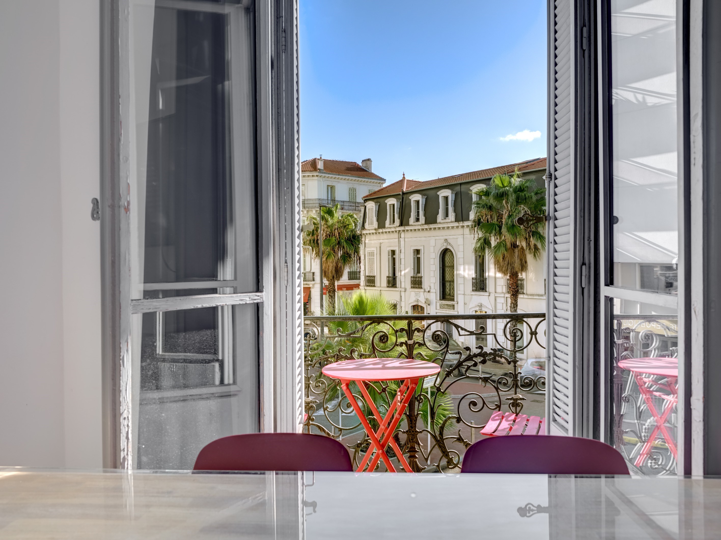  170 m² bourgeois apartment for sale in Cannes city centre - 物件實景