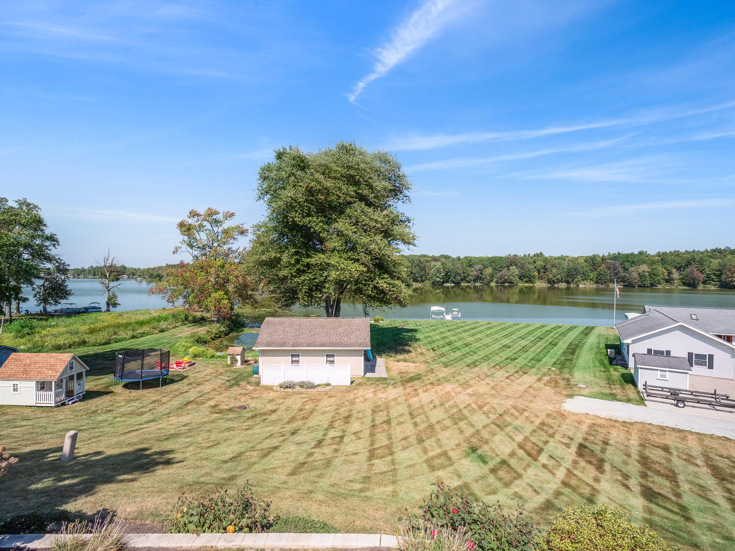  Stunning Updated Ranch with Finished Walk-Out Lower Level - 物件實景