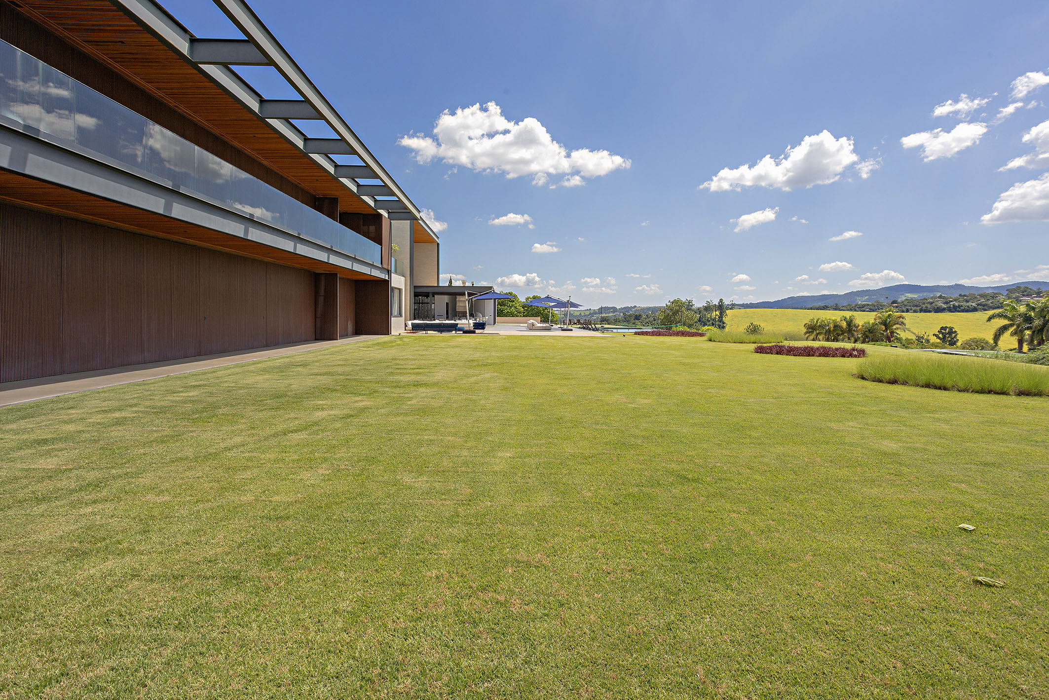  Olegário de Sá-designed residence in a privileged setting at Quinta da Baroneza - 物件實景
