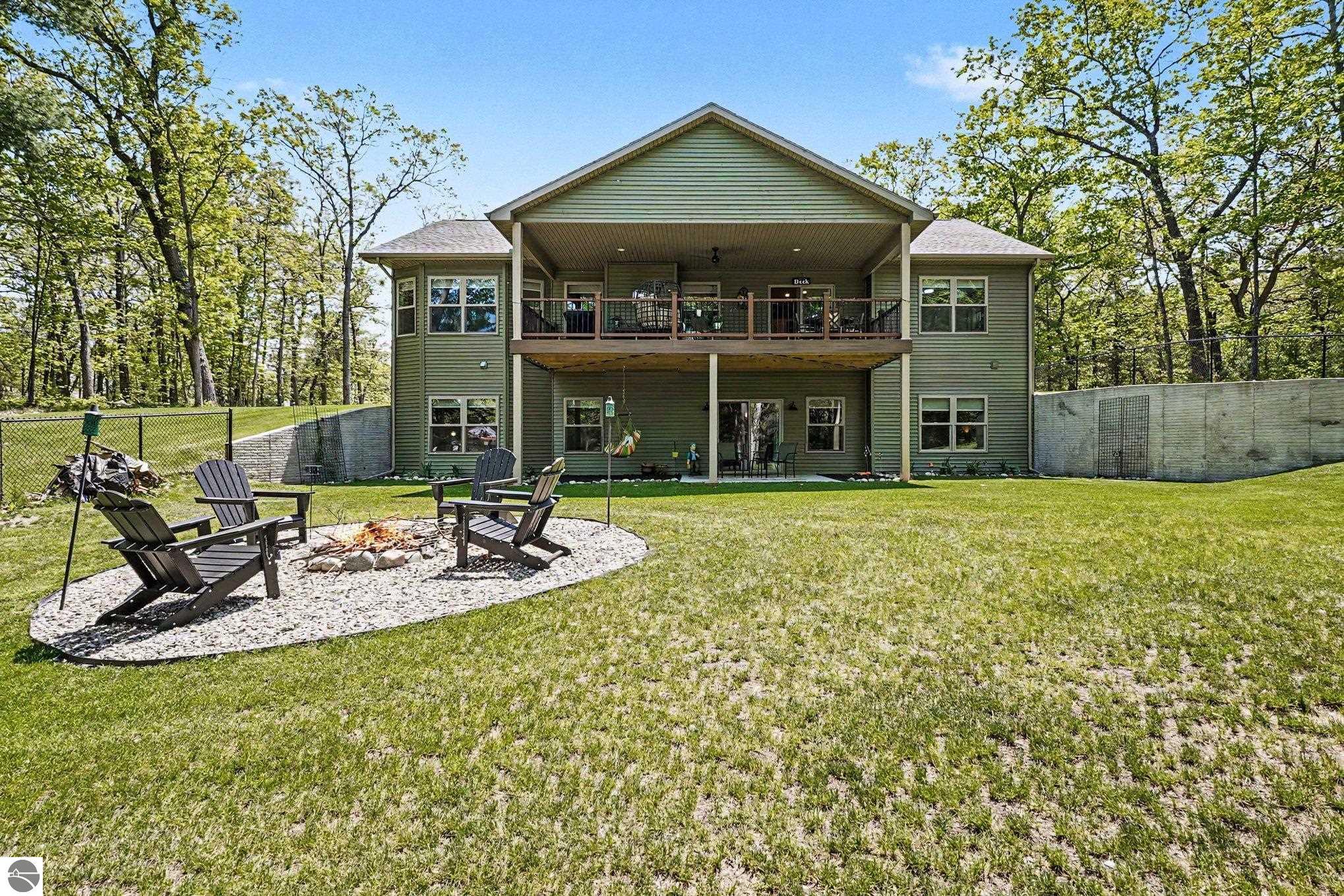National City, Michigan, 48748, United States, 3 Bedrooms Bedrooms, ,3 BathroomsBathrooms,Residential,For Sale,2048430