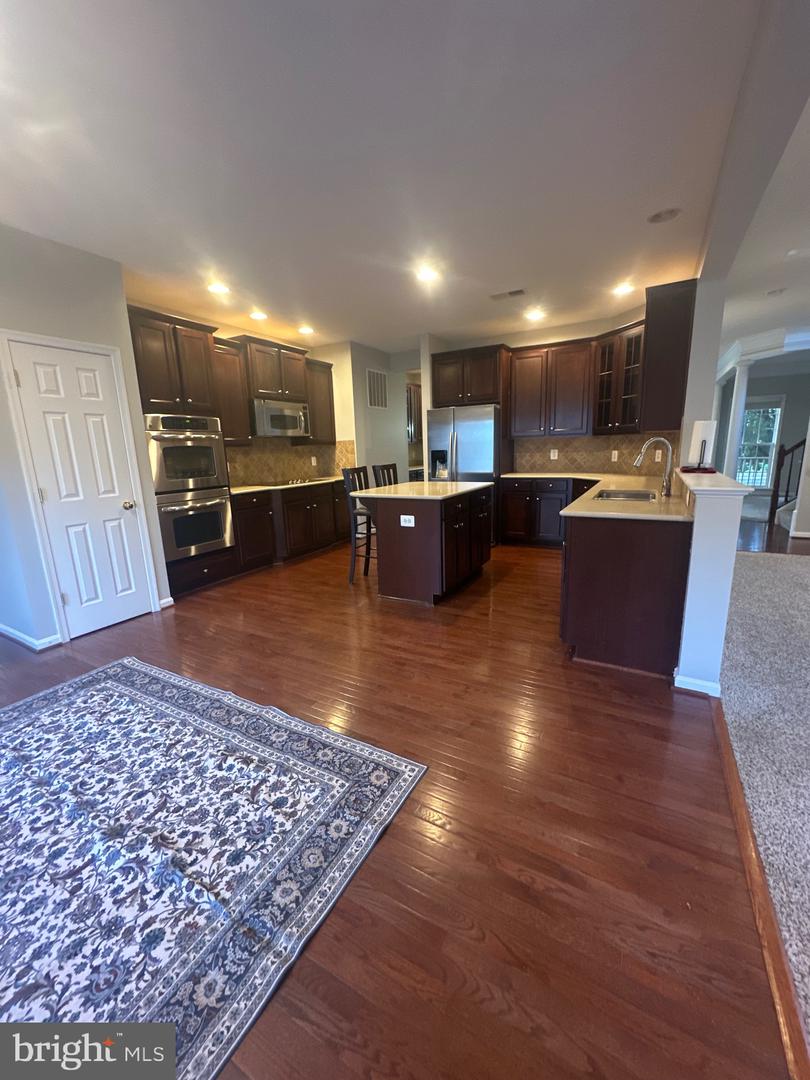 Boyce, Virginia, 22620, United States, 3 Bedrooms Bedrooms, ,4 BathroomsBathrooms,Residential,For Sale,1986256