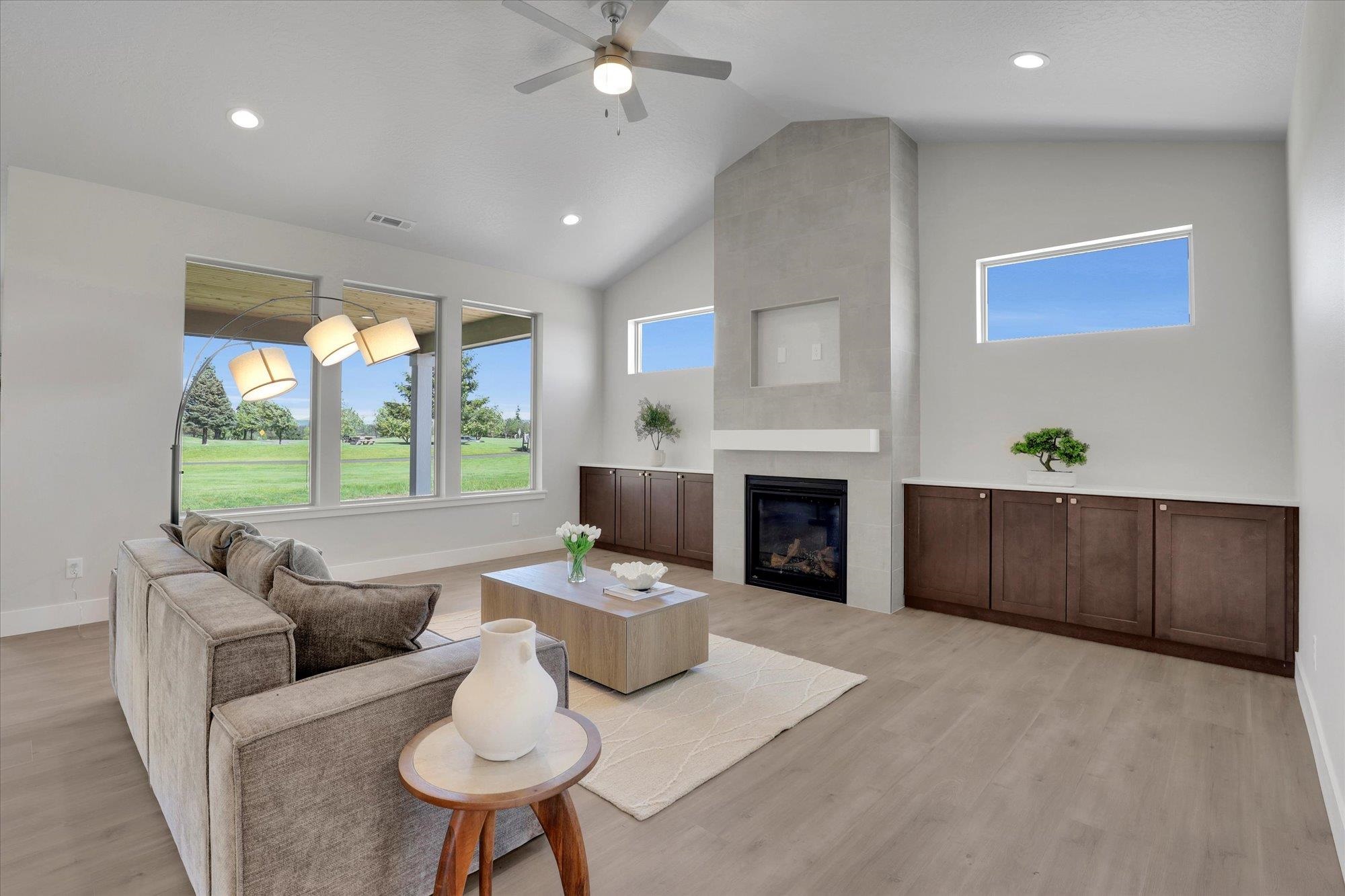 Deer Park, Washington, 99006, United States, 3 Bedrooms Bedrooms, ,2 BathroomsBathrooms,Residential,For Sale,1684297