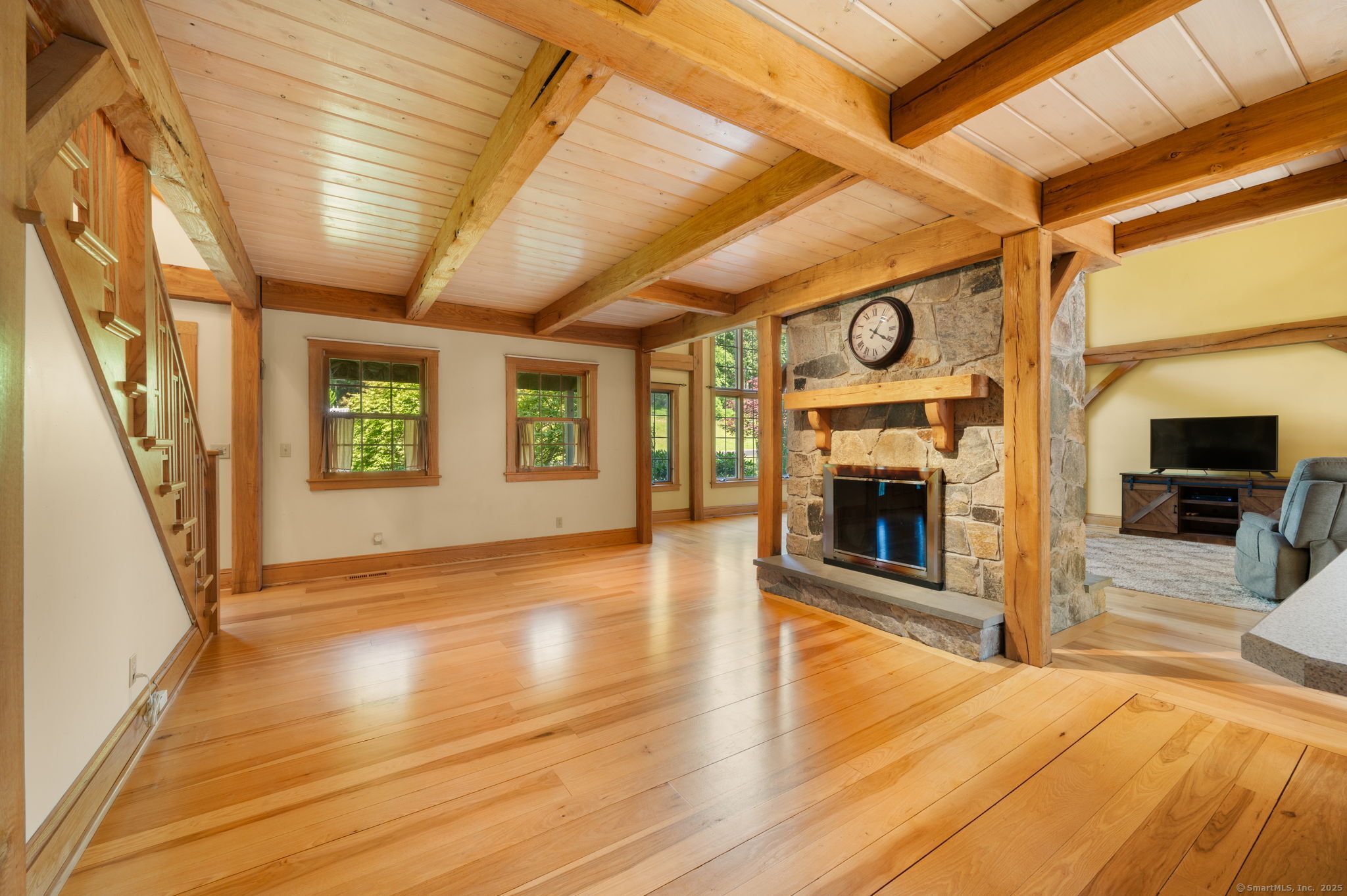 East Lyme, Connecticut, 06333, United States, 4 Bedrooms Bedrooms, ,3 BathroomsBathrooms,Residential,For Sale,1890617