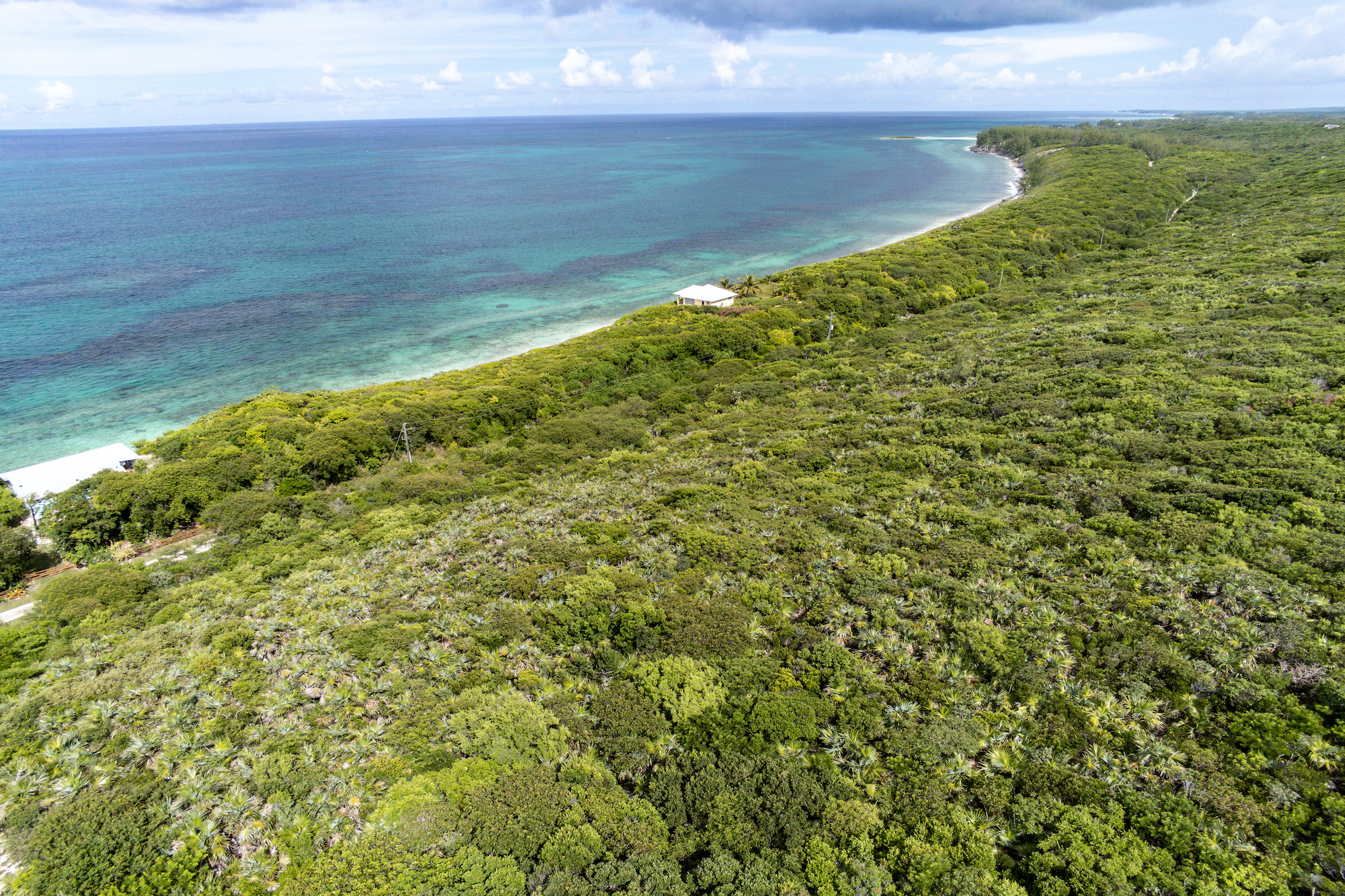 14.085 Acreage  North of Governors Harbour - 物件實景