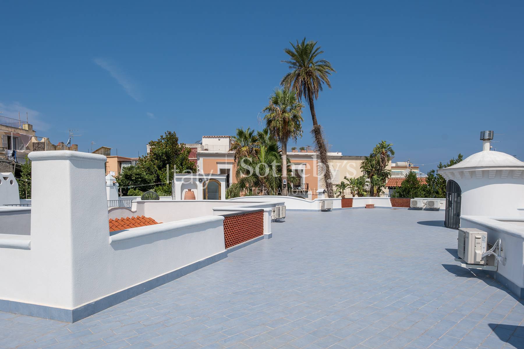  Prestigious villa with swimming pool in the heart of Forio - 物件實景