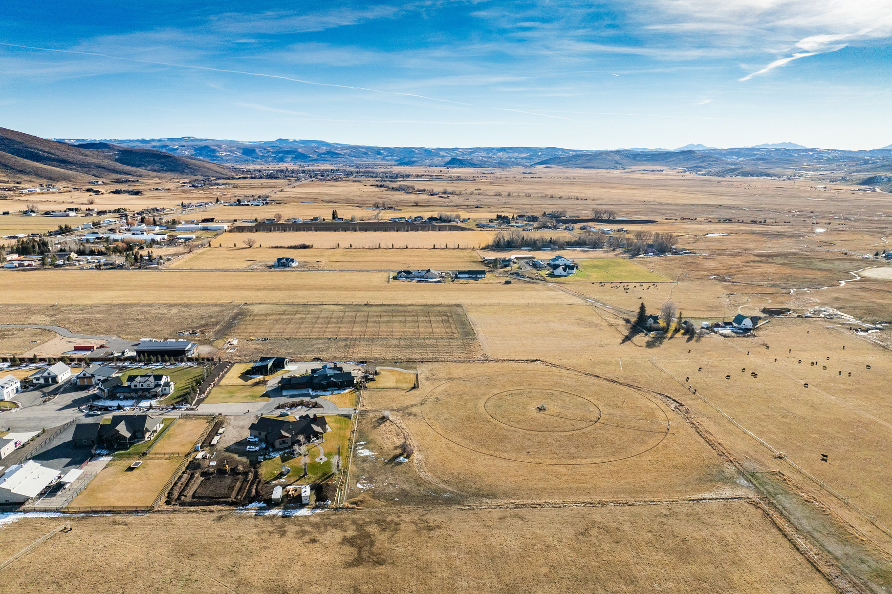  Rural Chic Farmhouse with Expansive Views and Seclusion - 物件實景