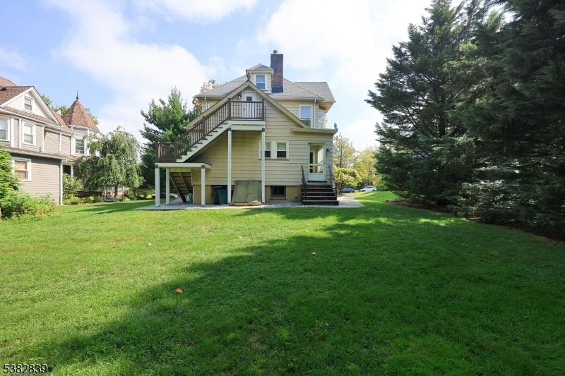 Westfield Town, New Jersey, 07090, United States, 5 Bedrooms Bedrooms, ,3 BathroomsBathrooms,Residential,For Sale,1941025