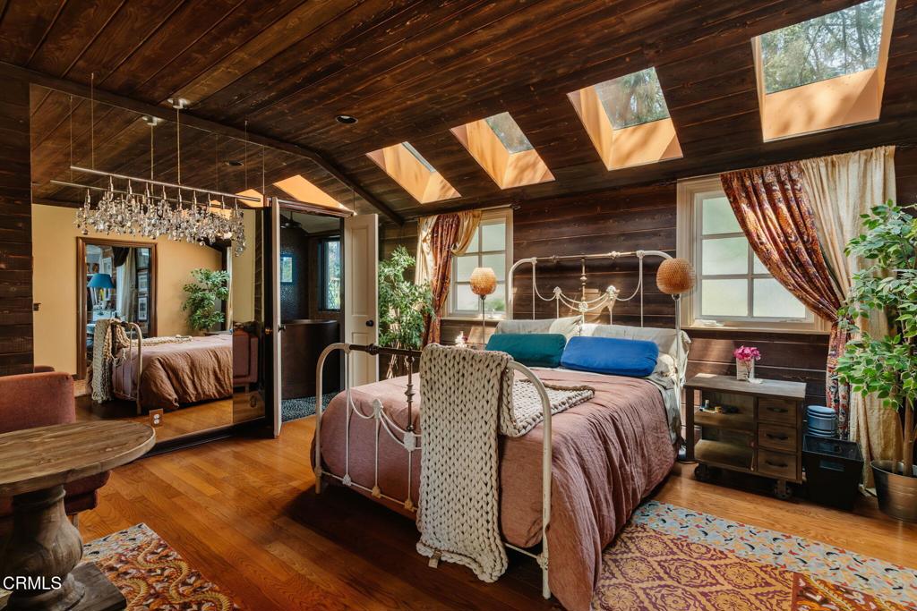 La Canada Flintridge, California, 91011, United States, 4 Bedrooms Bedrooms, ,3 BathroomsBathrooms,Residential,For Sale,1885342