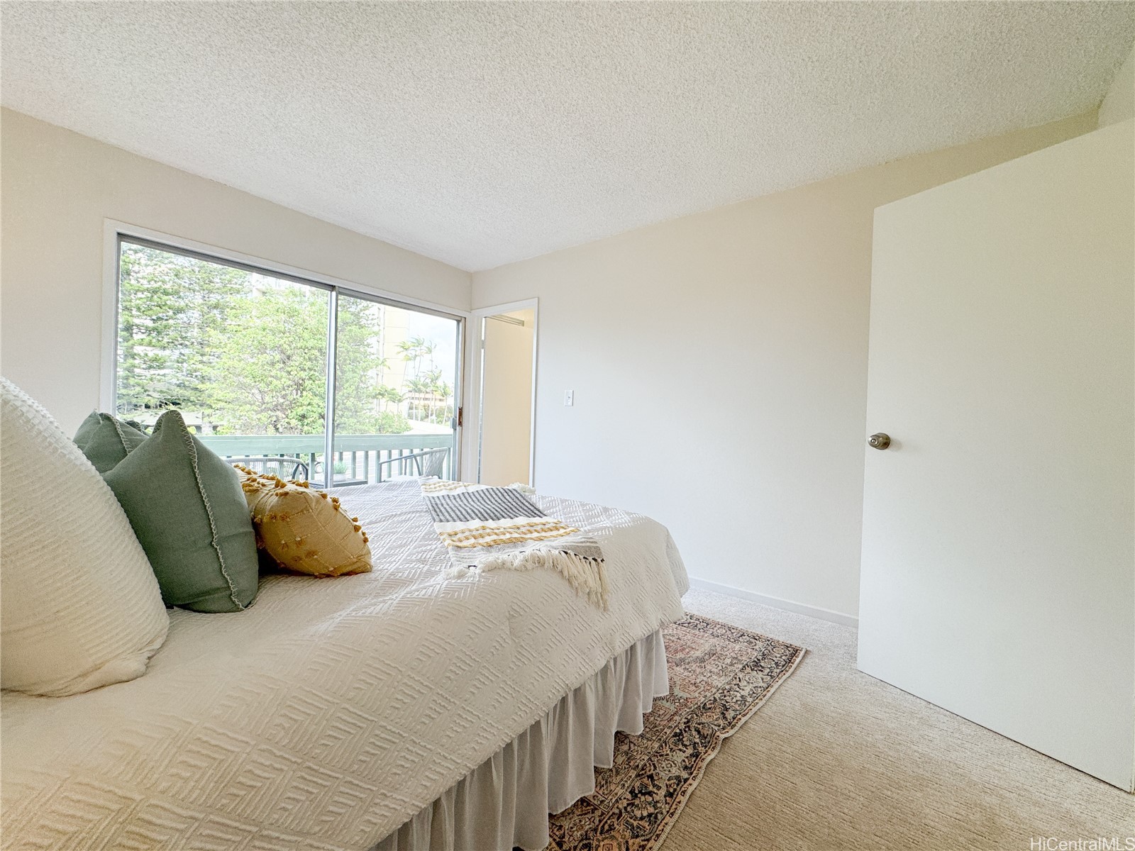 Aiea, Hawaii, 96701, United States, 3 Bedrooms Bedrooms, ,3 BathroomsBathrooms,Residential,For Sale,1962399