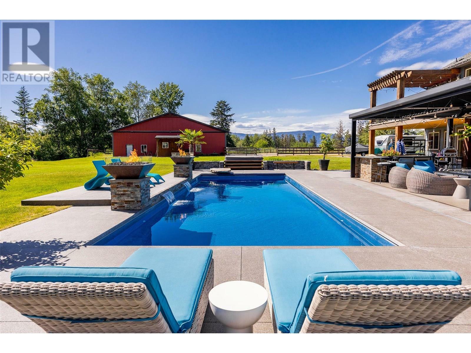 KELOWNA, British Columbia, V1W 4C5, CA, 5 Bedrooms Bedrooms, ,3 BathroomsBathrooms,Residential,For Sale,1883481