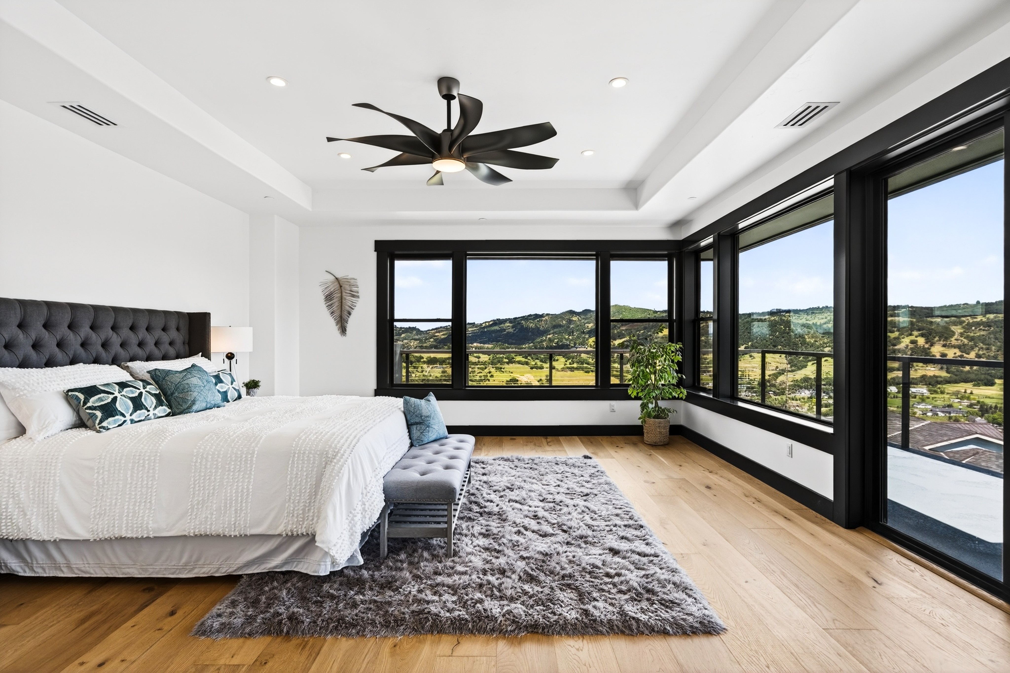  Stunning New Build - 物件實景