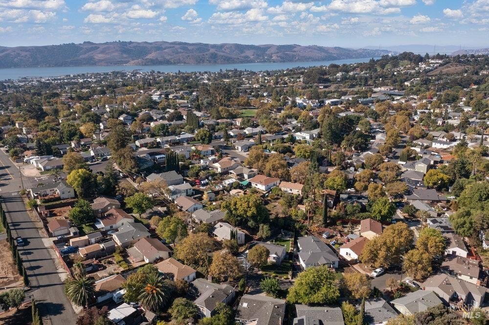 Benicia, California, 94510, United States, 2 Bedrooms Bedrooms, ,1 BathroomBathrooms,Residential,For Sale,1966169