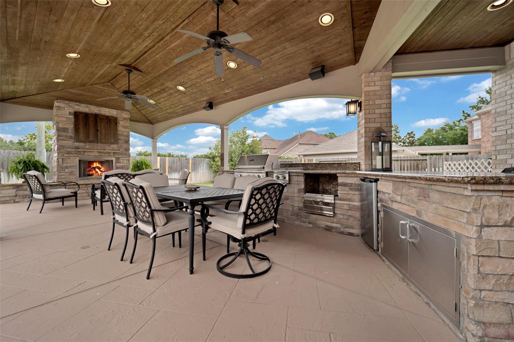Katy, Texas, 77494, United States, 4 Bedrooms Bedrooms, ,4 BathroomsBathrooms,Residential,For Sale,1847102