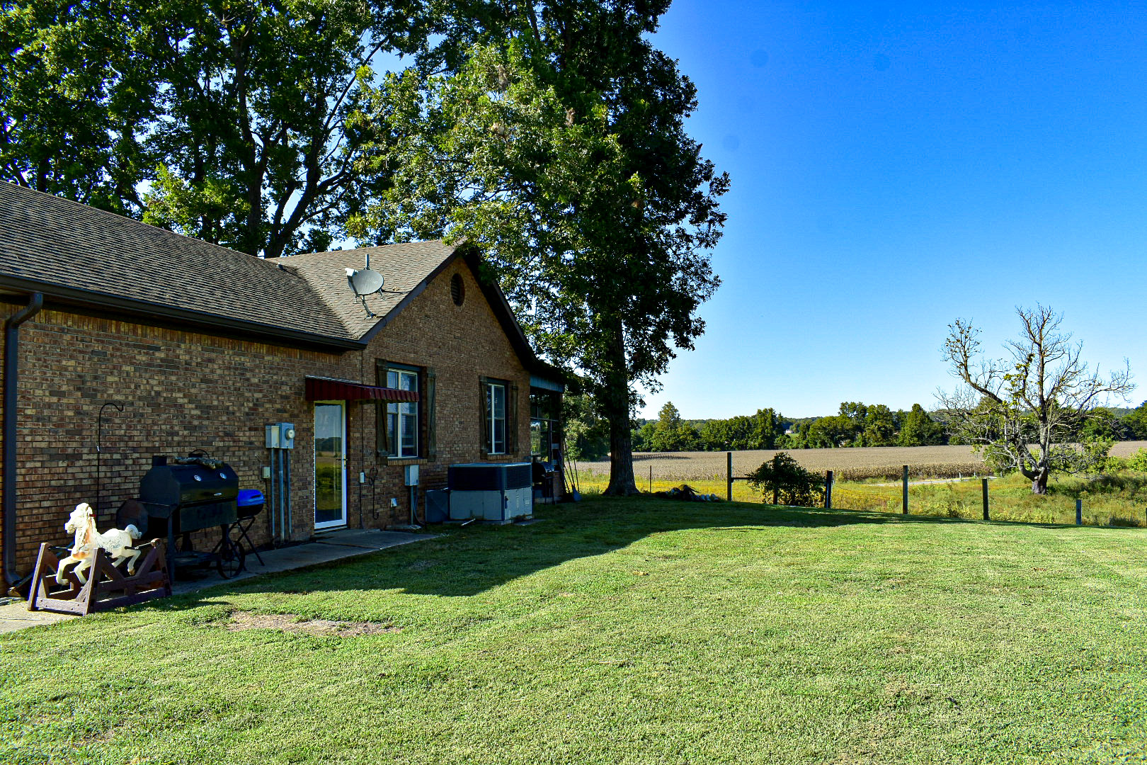 Troy, Tennessee, 38260, United States, 3 Bedrooms Bedrooms, ,2 BathroomsBathrooms,Residential,For Sale,1981685