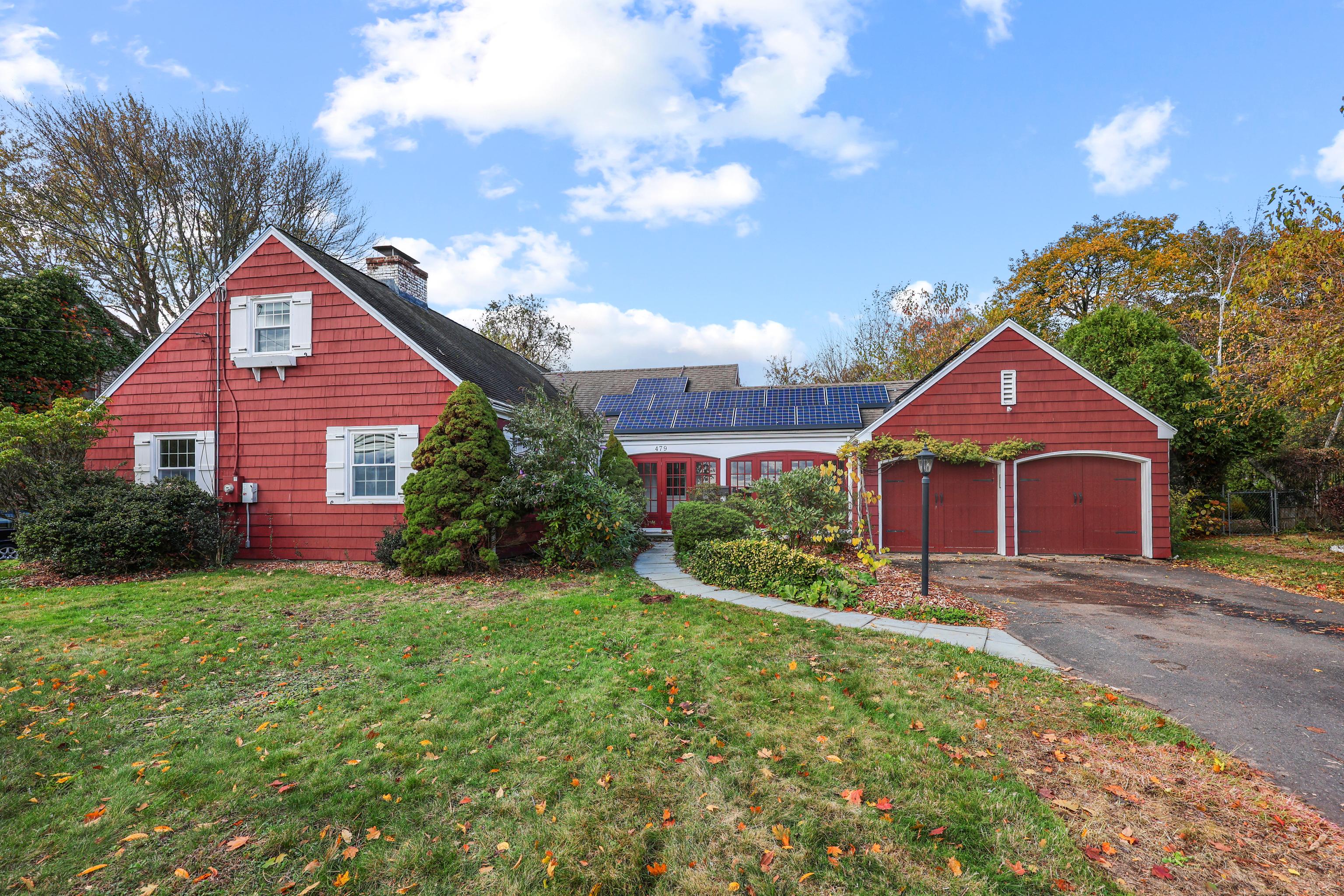 West Hartford, Connecticut, 06110, United States, 4 Bedrooms Bedrooms, ,2 BathroomsBathrooms,Residential,For Sale,1990757