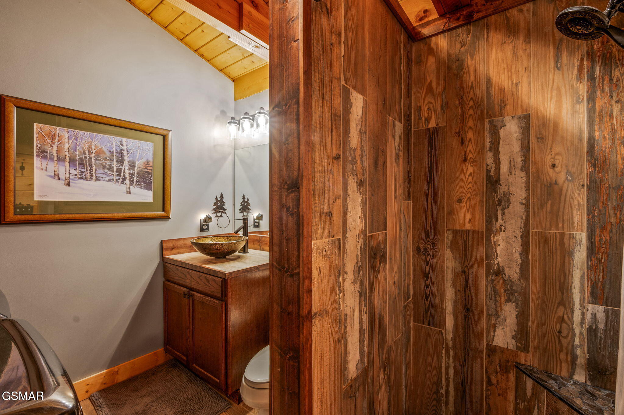 Walland, Tennessee, 37886, United States, 3 Bedrooms Bedrooms, ,4 BathroomsBathrooms,Residential,For Sale,1915065