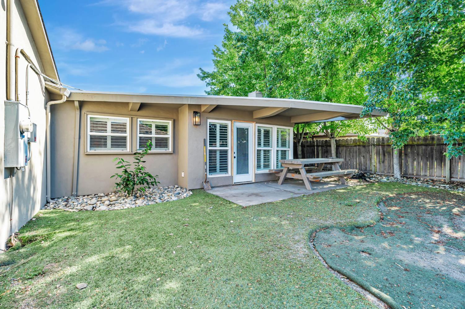 Stockton, California, 95207, United States, 3 Bedrooms Bedrooms, ,2 BathroomsBathrooms,Residential,For Sale,1915984
