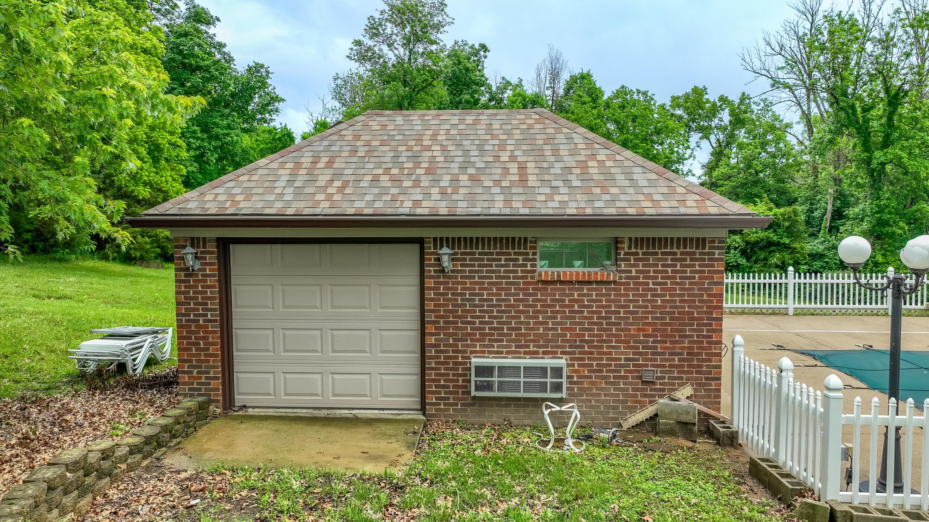 Richmond, Kentucky, 40475, United States, 3 Bedrooms Bedrooms, ,2 BathroomsBathrooms,Residential,For Sale,2047972