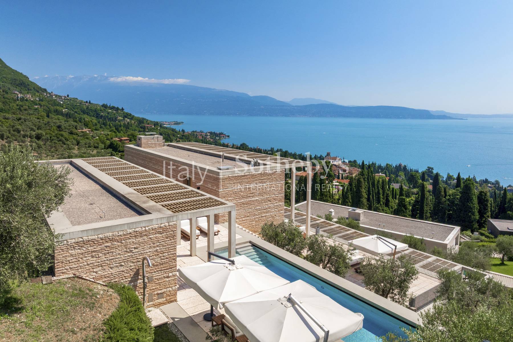  Lake view villa designed by David Chipperfield - 物件實景