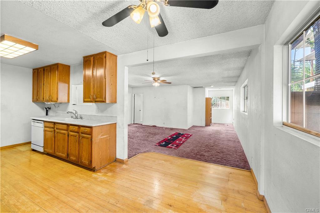 Hacienda Heights, California, 91745, United States, 4 Bedrooms Bedrooms, ,2 BathroomsBathrooms,Residential,For Sale,1942957