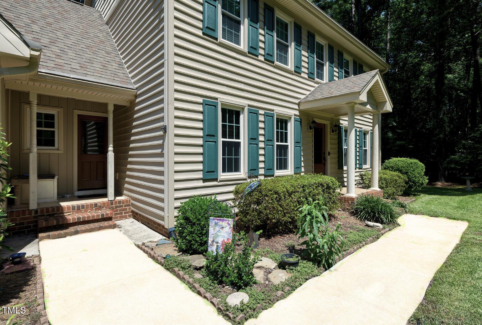 Raleigh, North Carolina, 27606, United States, 3 Bedrooms Bedrooms, ,3 BathroomsBathrooms,Residential,For Sale,1941064