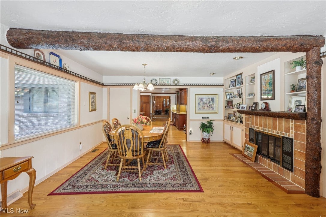 Orwell, Ohio, 44076, United States, 4 Bedrooms Bedrooms, ,6 BathroomsBathrooms,Residential,For Sale,1975661