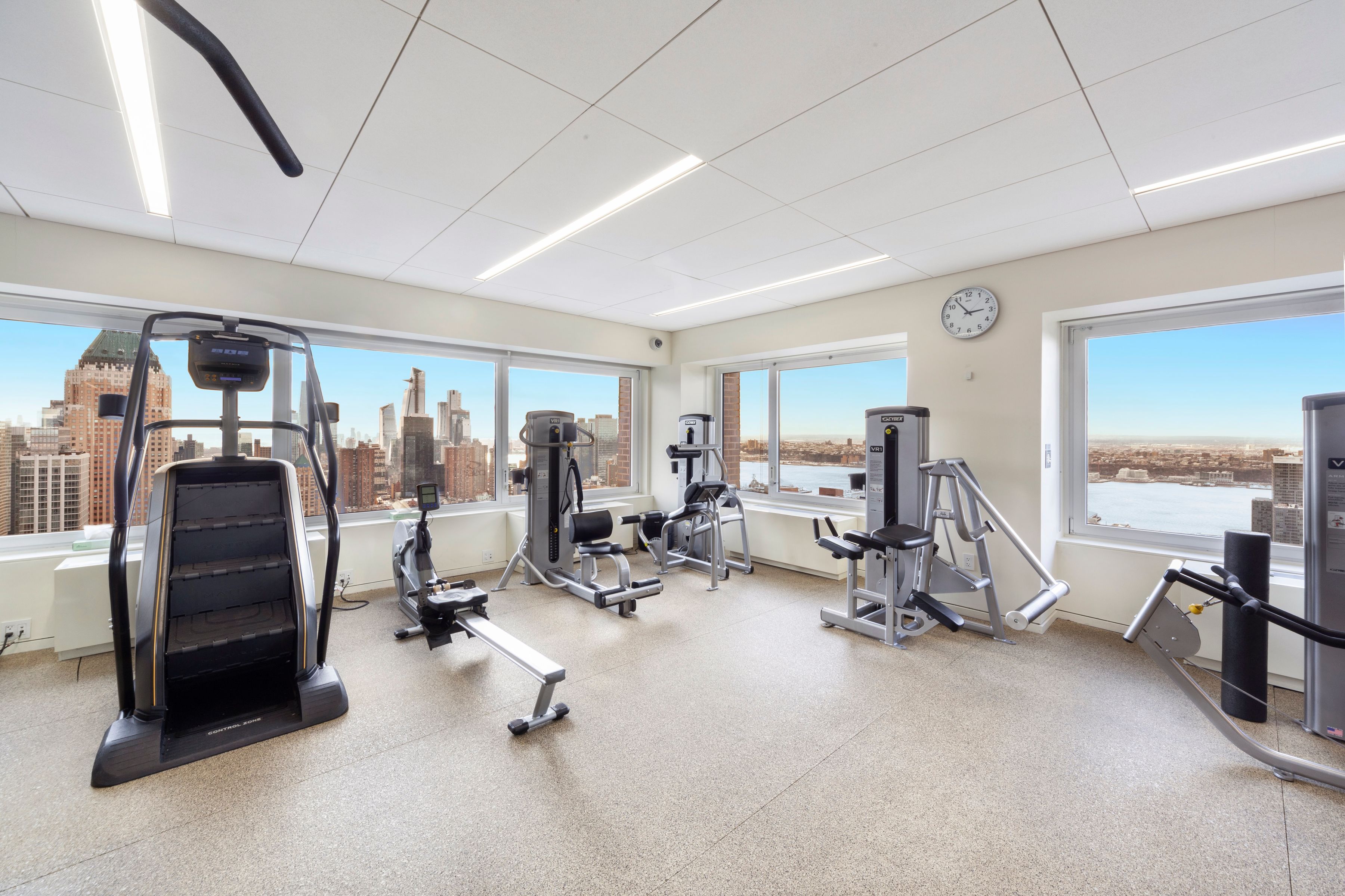  322 West 57th Street 23E - 物件實景