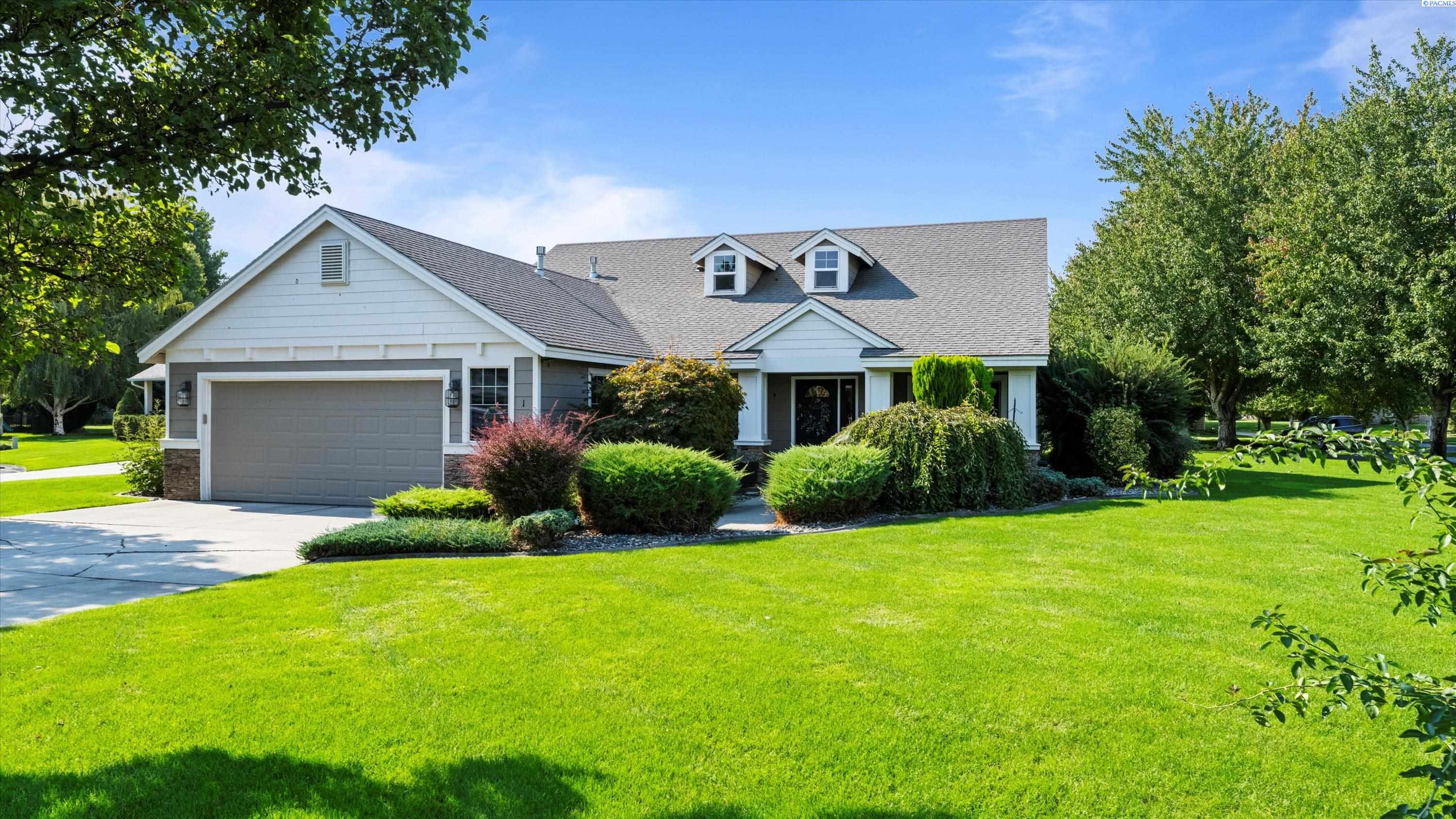 Pasco, Washington, 99301, United States, 4 Bedrooms Bedrooms, ,2 BathroomsBathrooms,Residential,For Sale,1956772