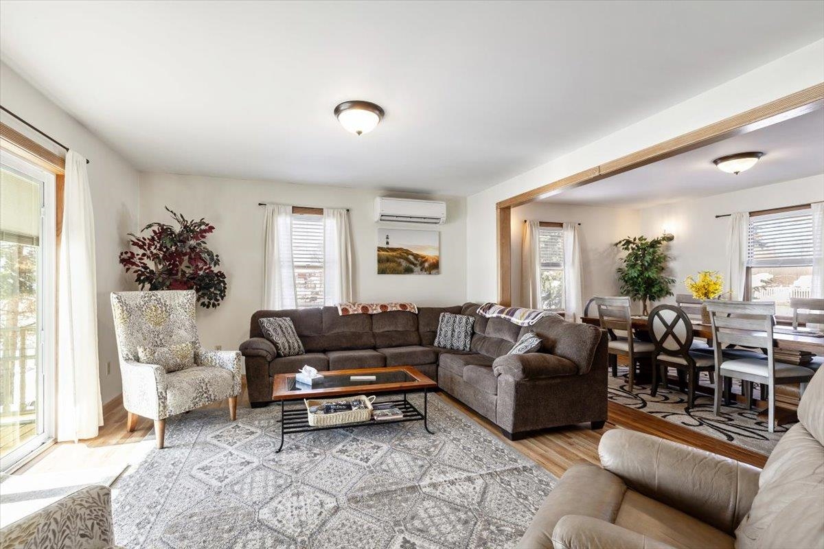St. Albans Town, Vermont, 05478, United States, 4 Bedrooms Bedrooms, ,2 BathroomsBathrooms,Residential,For Sale,2022571