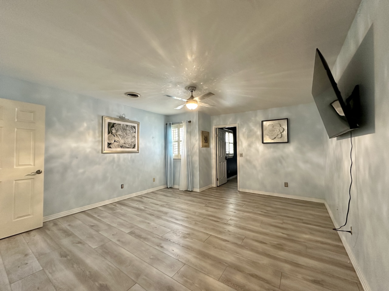 Union City, Tennessee, 38261, United States, 6 Bedrooms Bedrooms, ,5 BathroomsBathrooms,Residential,For Sale,1924324
