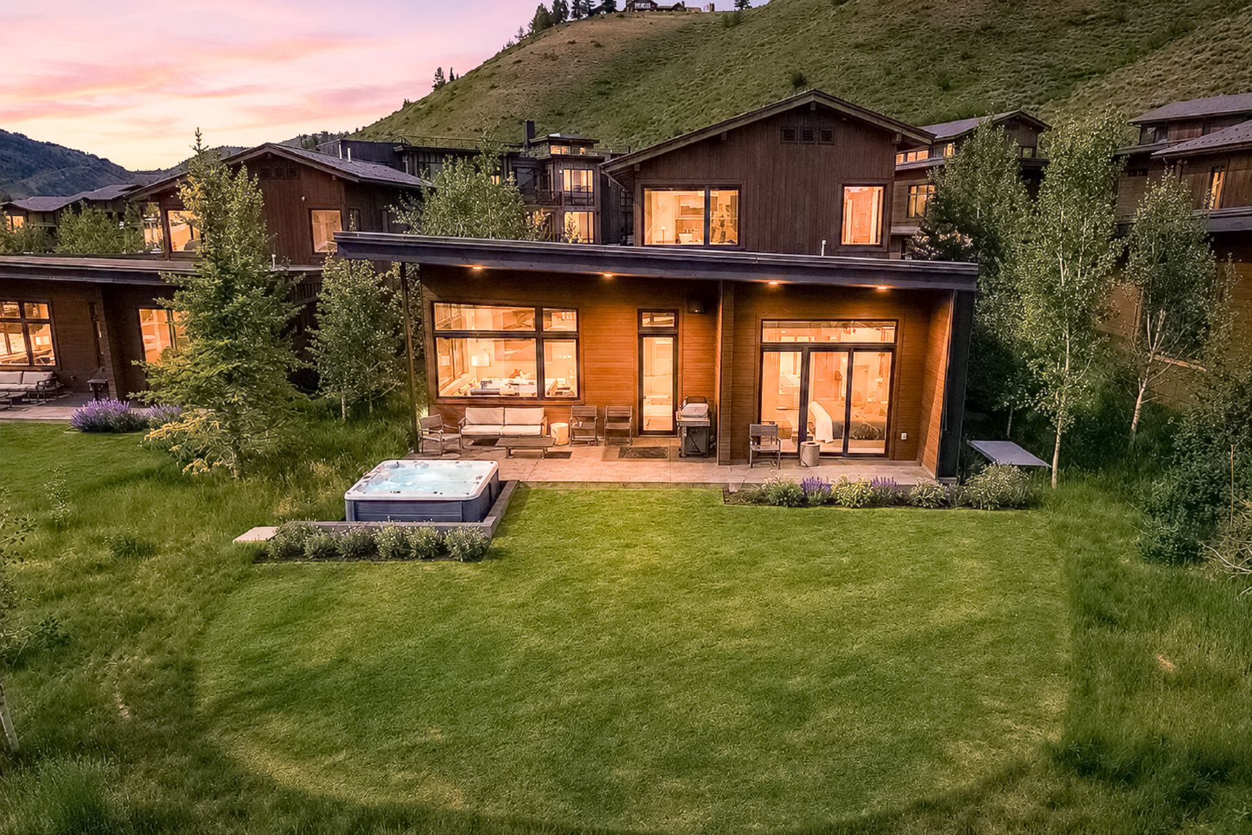 Lodge Cabin Townhome - 物件實景