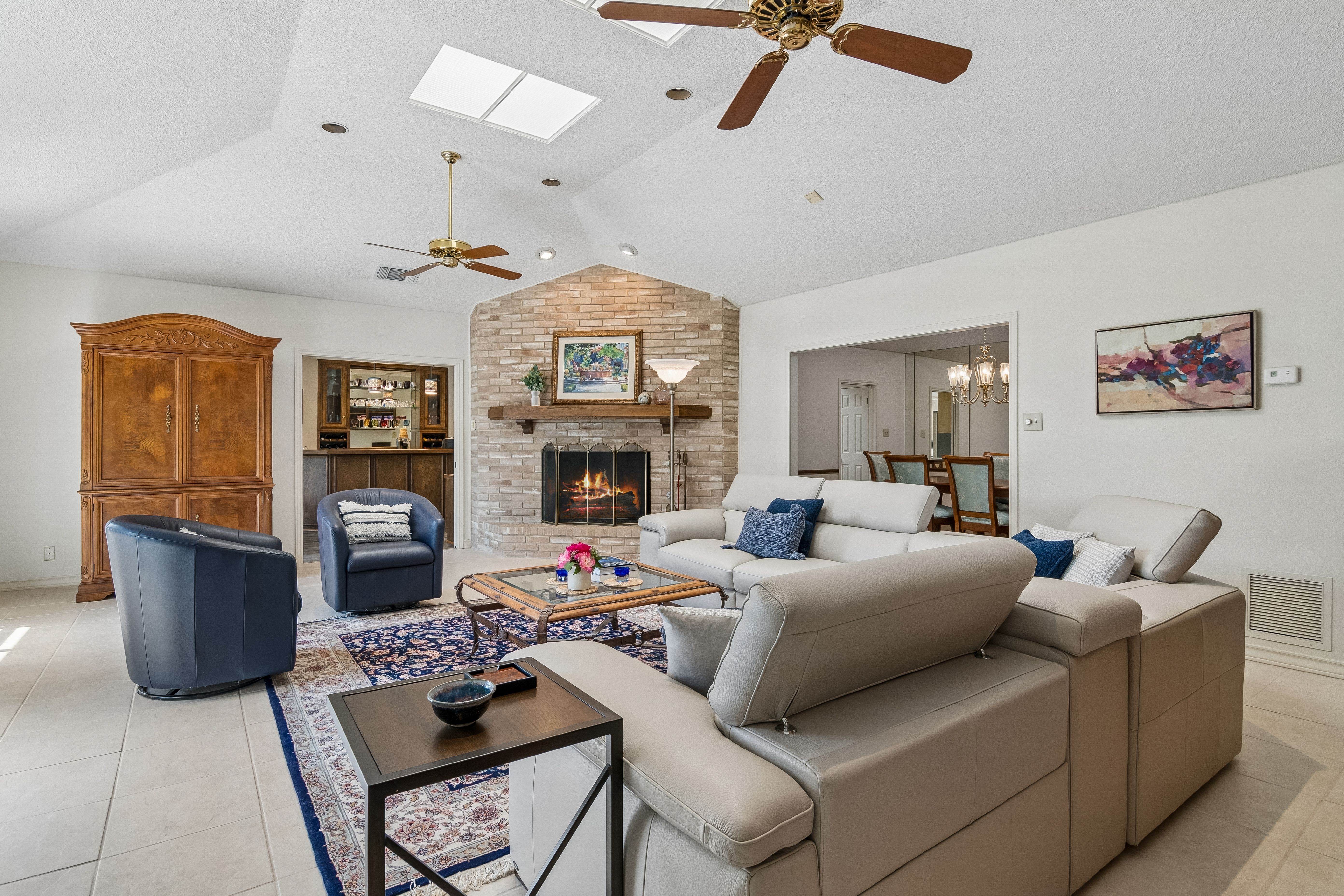  Custom Garden Home in Desirable Windcrest - 物件實景