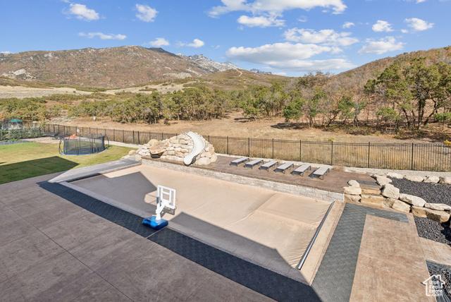 Draper, Utah, 84020, United States, 8 Bedrooms Bedrooms, ,7 BathroomsBathrooms,Residential,For Sale,1978413